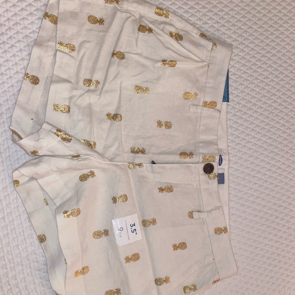Old Navy White Pineapple Shorts